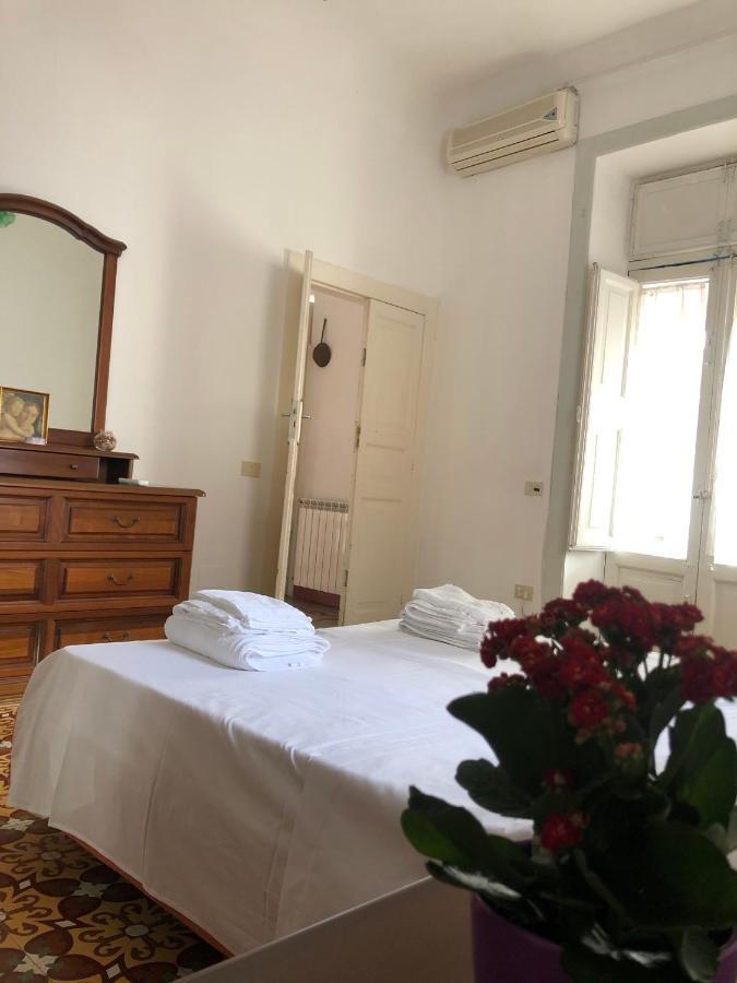 Isola - Lipari Centro Storico Villa Екстериор снимка
