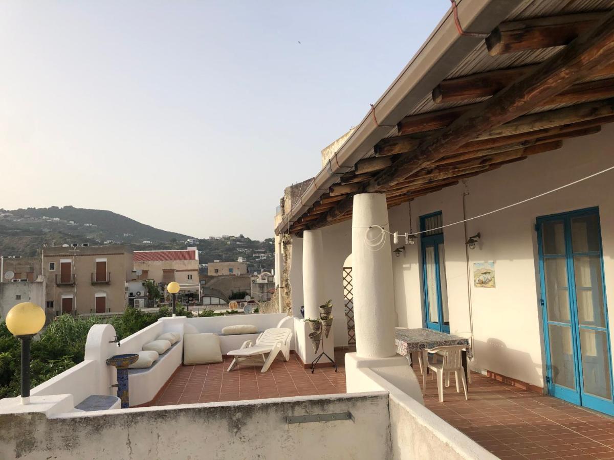 Isola - Lipari Centro Storico Villa Екстериор снимка
