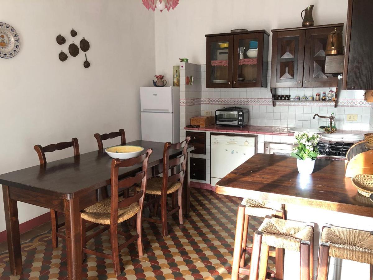 Isola - Lipari Centro Storico Villa Екстериор снимка