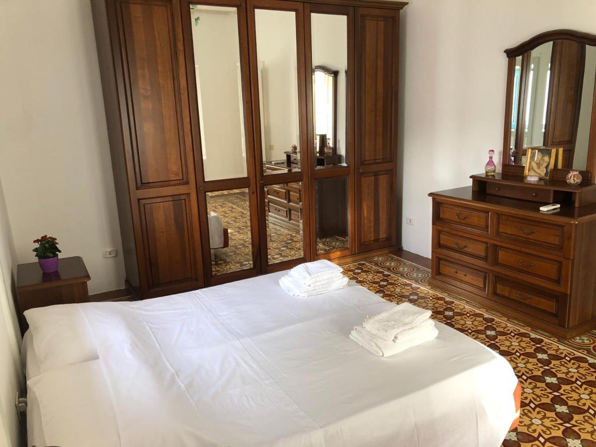 Isola - Lipari Centro Storico Villa Екстериор снимка