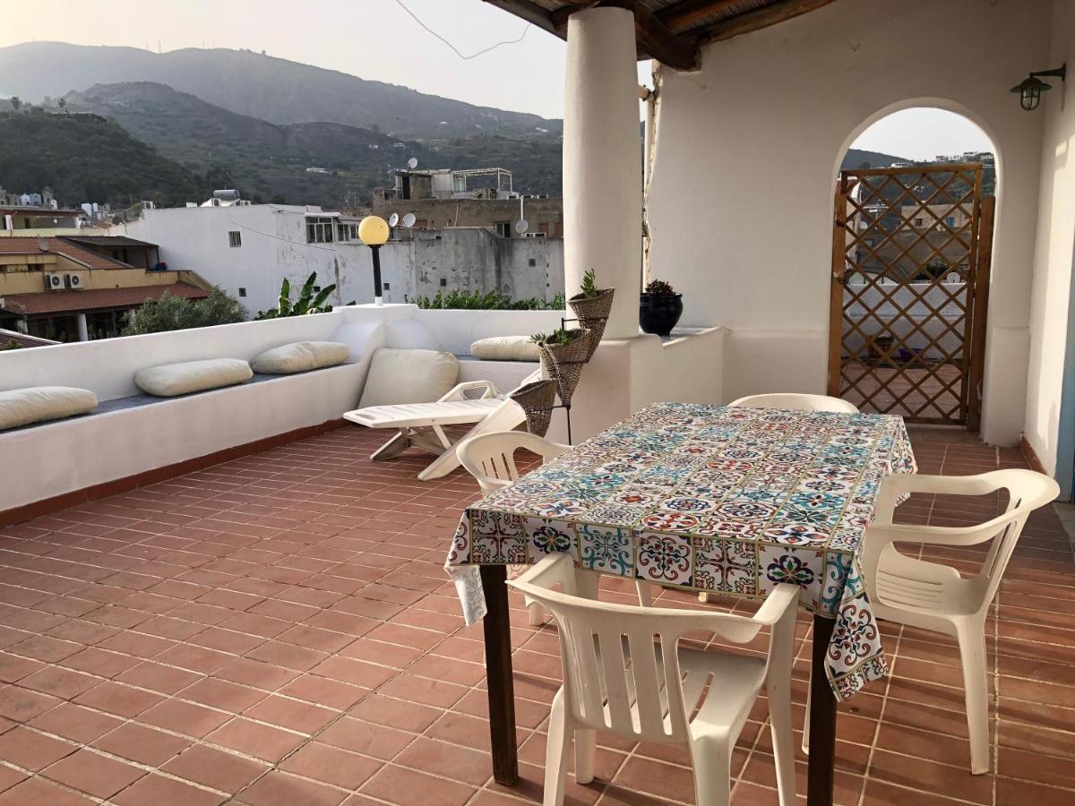 Isola - Lipari Centro Storico Villa Екстериор снимка
