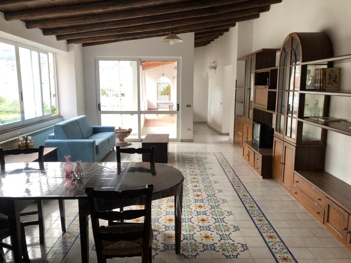 Isola - Lipari Centro Storico Villa Екстериор снимка